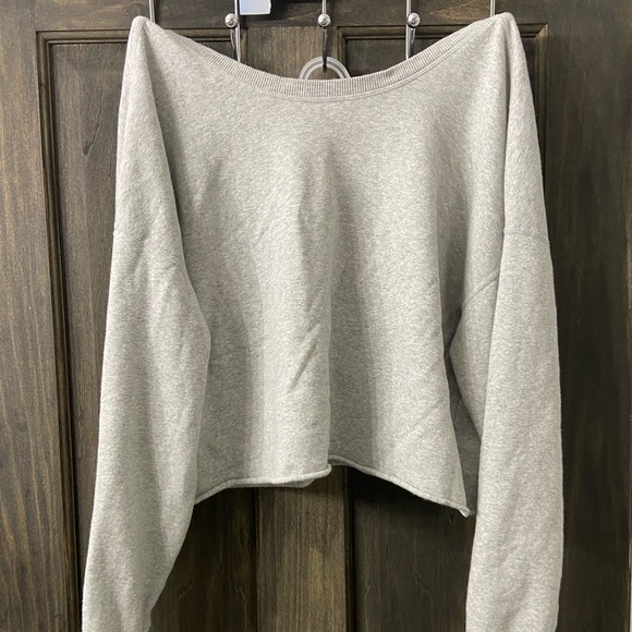 American Eagle Outfitters Tops - Women’s American Eagle, open back, off the shoulder, long sleeve